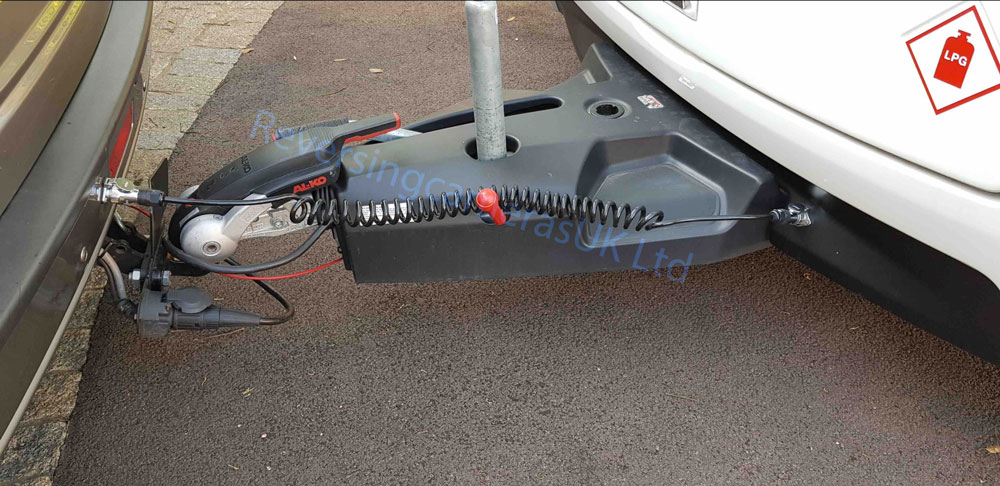 2 Channel Suzie Trailer Link for reverse/side cameras | CAB730S-2