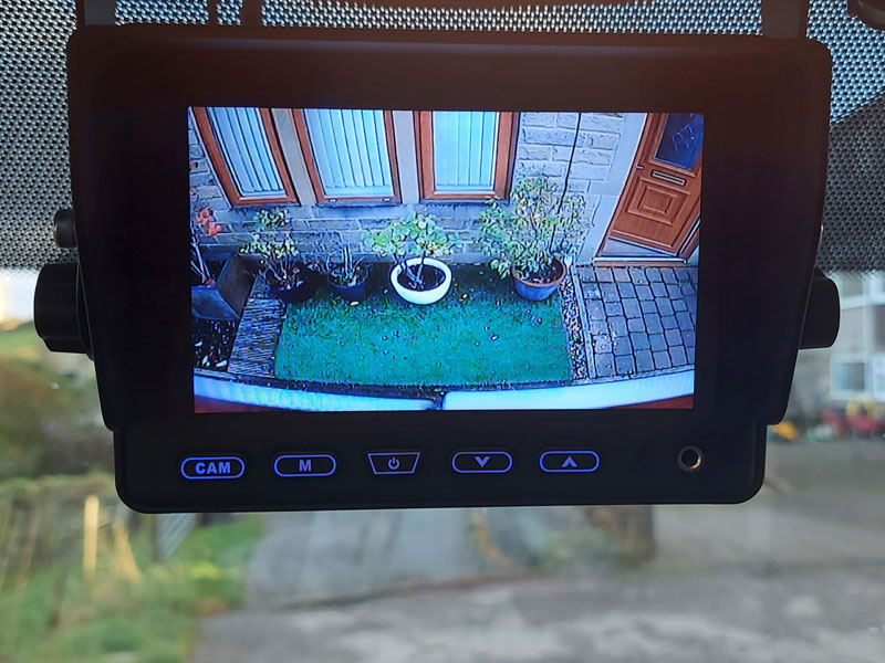 Installation photos of PM51W 5" Dash monitor + white bracket reversing camera